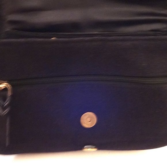 BLACK SUEDE CLUTCH OR CROSS BODY WITH GOLD STUDS A - Picture 9 of 10